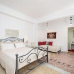 Deluxe Apartment - Ground Floor